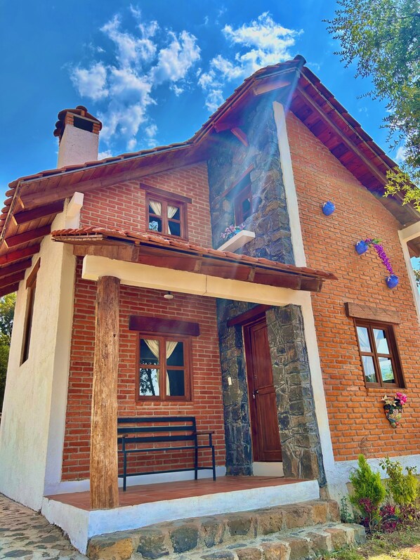 Cabane Standard, patio, vue montagne
