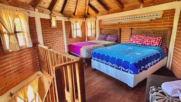 Casa de campo junior, patio, vista al patio | 2 habitaciones, ropa de cama hipoalergénica y edredón