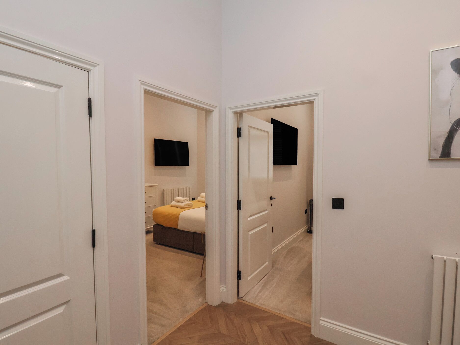 2 bedrooms, individually decorated, individually furnished, free WiFi