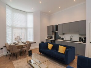 Interior - The Salisbury Apartment 105 (Scarborough)
