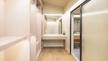 Villa, 5 Bedrooms, Accessible, Smoking | Interior