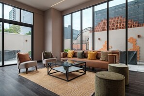 TV, table football, offices - Premium 1.5 Bedroom in Brand New Luxury Tower (Ciudad de México)