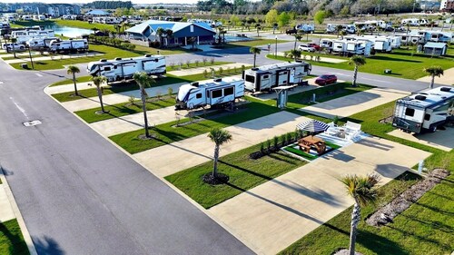 Premium RV Site #136 - Gated Resort & Heated Pool, OWA Nearby