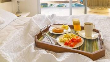 Free daily cooked-to-order breakfast