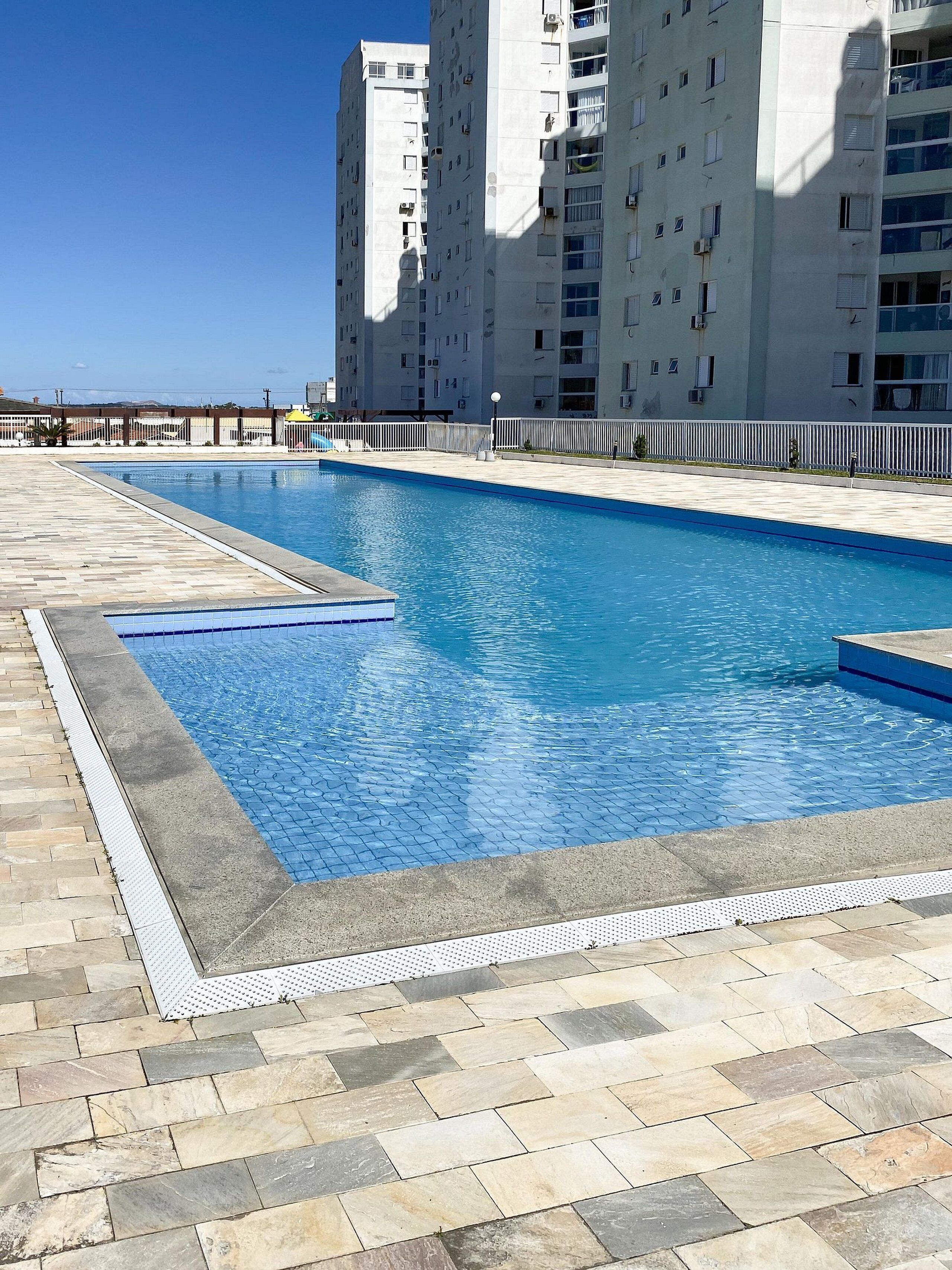 Apartamento | Piscina | 5 piscinas internas
