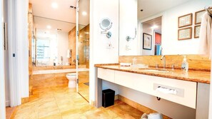 Panoramic Suite, Balcony, Ocean View | Bathroom - AKA Miami Brickell - Residence  (Miami)