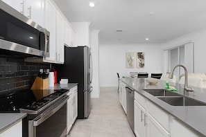 Residenza, 4 camere da letto, piscina privata | Cucina privata