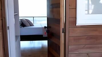 Setrika/meja setrika dan Wi-Fi gratis