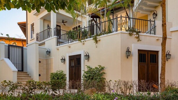 Exterior - Beautiful Mediterranean-Style Penthouse with an Oceanview Balcony (Las Catalinas)