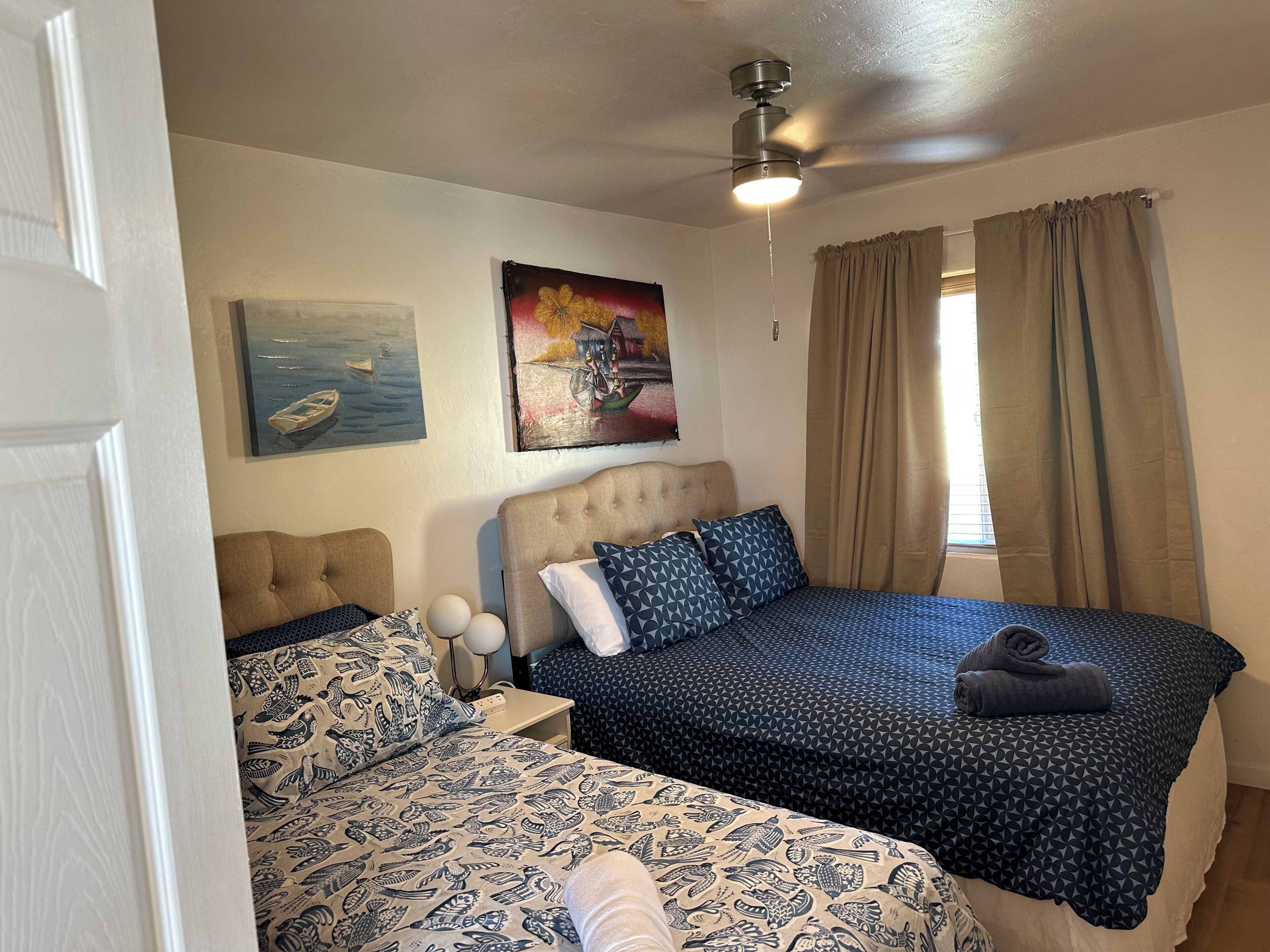 1 chambre, fer et planche à repasser, Wi-Fi gratuit, draps fournis