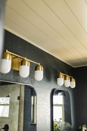 Haartrockner, Handtücher