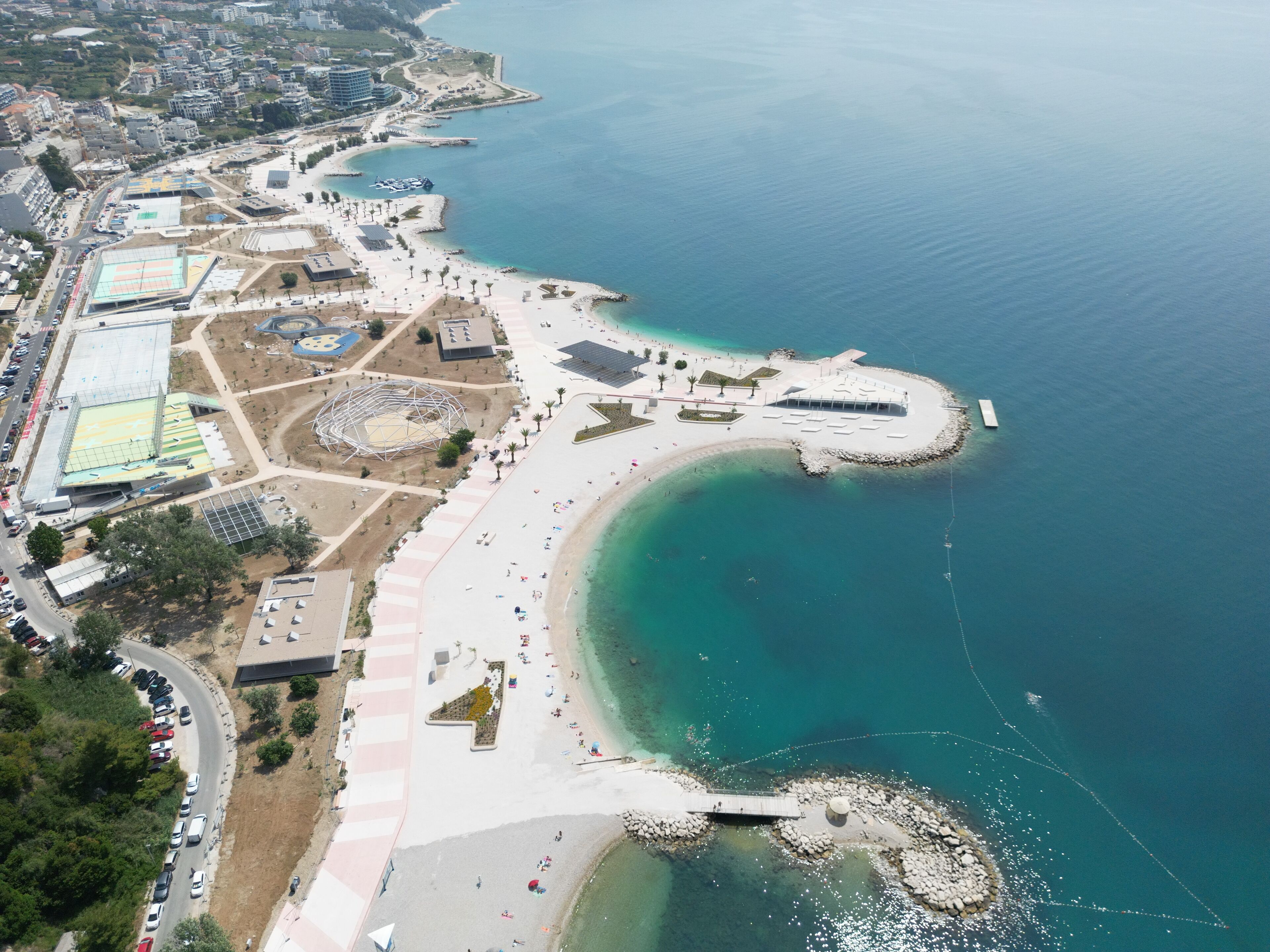 Gần bãi biển, 6 quán bar trên bãi biển 