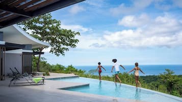 Rumah, pemandangan samudra | Kolam renang pribadi