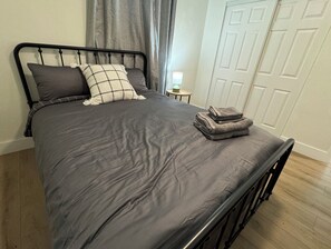 3 Schlafzimmer, Bügeleisen/Bügelbrett, WLAN, Bettwäsche