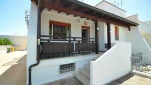 4 camere