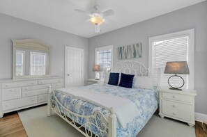 Casa (Multiple Bedrooms) | Interior