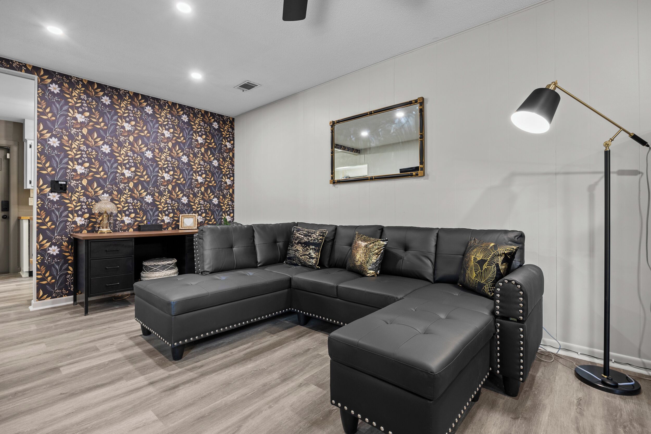 Stay Classy: Spacious 3br With Firepit And Arcade Near Uf - 蓋恩斯維爾