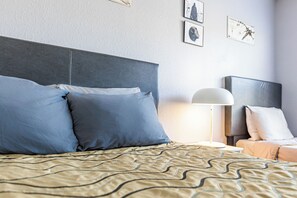 4 quartos, ferros/tábuas de passar roupa, Wi-Fi, roupa de cama