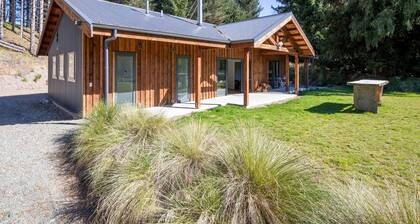 Blue Mountain Lake Lodge and Lake House Fairlie