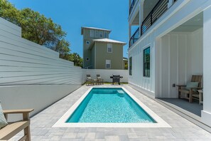 Outdoor pool, a heated pool - Aviary: New! Sleeps 24! Oceanview! 5 min to beach! (Santa Rosa Beach)