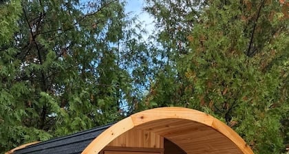 Loon Landing Cottage - Sauna, ATV Trails, Dock, Lake Access, Pet Friendly