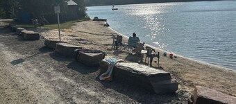 Loon Landing Cottage - Lake Access & Private Dock & ATV Trails & Full Season