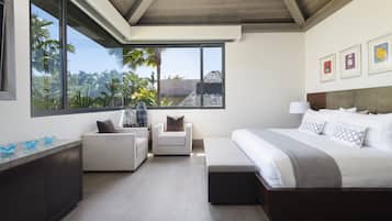 Villa exclusiva, vista al campo de golf | 8 habitaciones, escritorio y cortinas blackout
