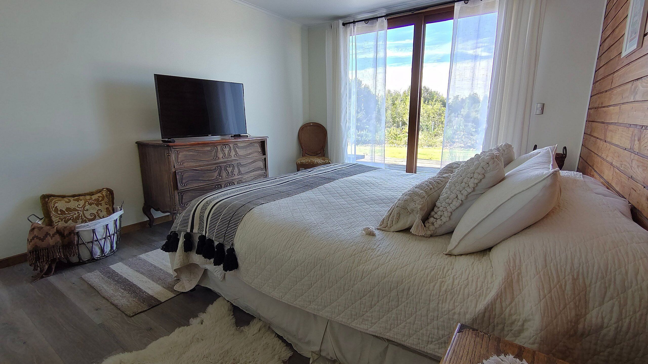 4 habitaciones y wifi gratis 