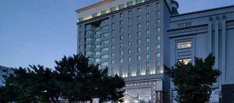Vienna Classic Hotel (Huizhou Dahuxi)