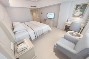 Room - Vienna Classic Hotel (Huizhou Dahuxi) (Huizhou)