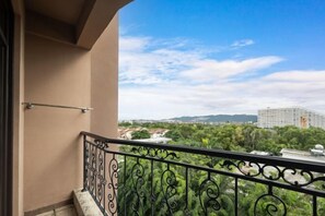 Cribs/infant beds - Red Roof Boutique Hotel (Sanya)