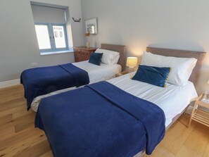 2 bedrooms, individually decorated, individually furnished, free WiFi - Tothery (Beaminster)