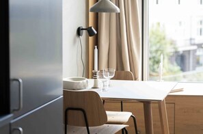 Superior Apartment | Living area | MP3 dock, offices