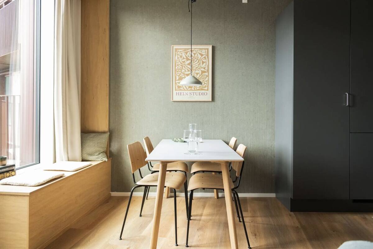 Superior Apartment | Living area | Offices