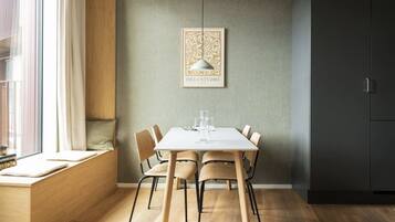 Superior Apartment | Living area | MP3 dock, offices