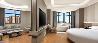 Ramada by Wyndham Urumqi Midong