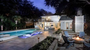 Interior - 3405 Cameron by Avantstay Pool, Outdoor Kitchen (Isle of Palms)
