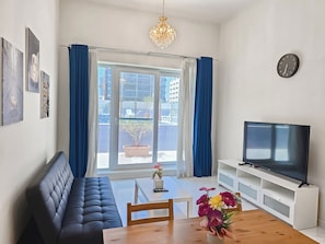 Appartamento Deluxe, 1 letto king con divano letto, non fumatori | Una cassaforte in camera, ferro/asse da stiro, Wi-Fi gratuito