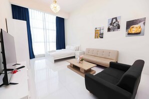 Premium Apartment, Multiple Beds, Non Smoking | In-room safe, iron/ironing board, free WiFi - MK Residence (Dubai)