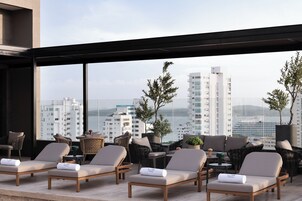 Kolam renang terbuka
