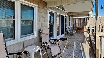 Studio (4 Bedrooms) | Property amenity