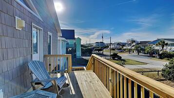 Studio (4 Bedrooms) | Property amenity