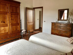 3 camere, Wi-Fi, lenzuola
