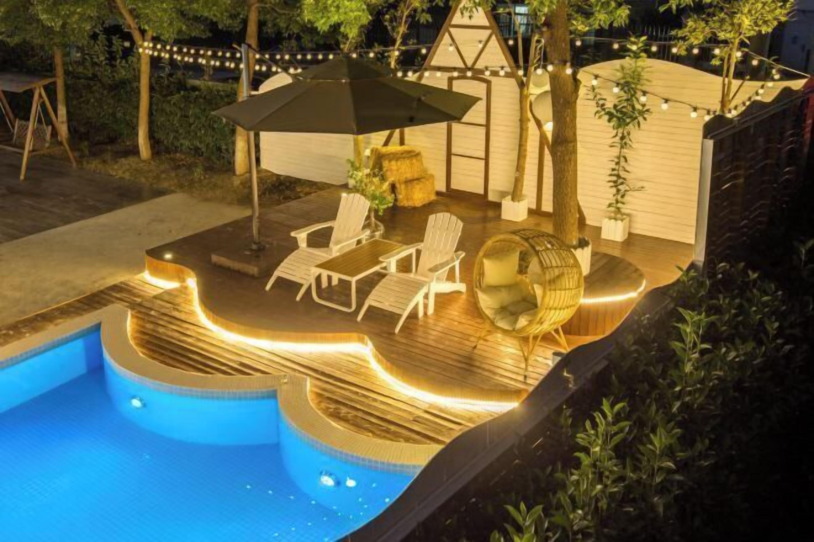 Outdoor pool