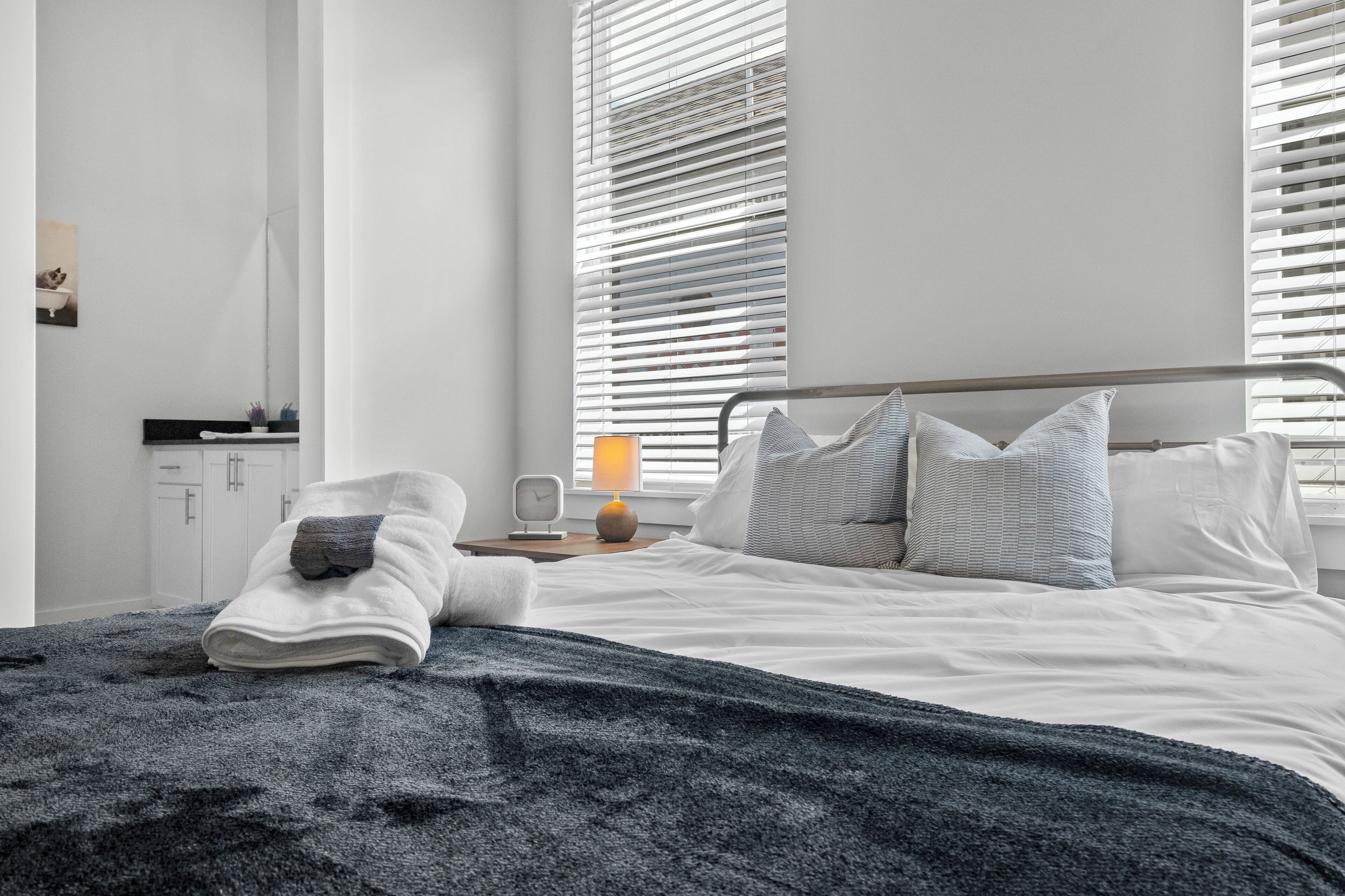 3 habitaciones, tabla de planchar con plancha y wifi gratis 