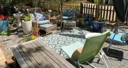Heart of DT Southport with private, fenced yard! Perfect for pets! Sleeps 4