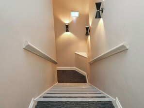 Cottage | Interior - 2 Bedroom Deluxe (Scarborough)