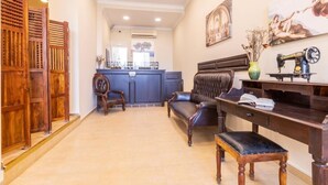 Reception - Hermes Xenon (Corfu)