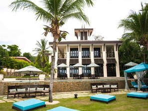 Ngoại thất