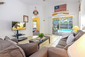 Smart TV - Spacious 5-bedroom villa with AC, WiFi in lovely Clermont (Clermont)